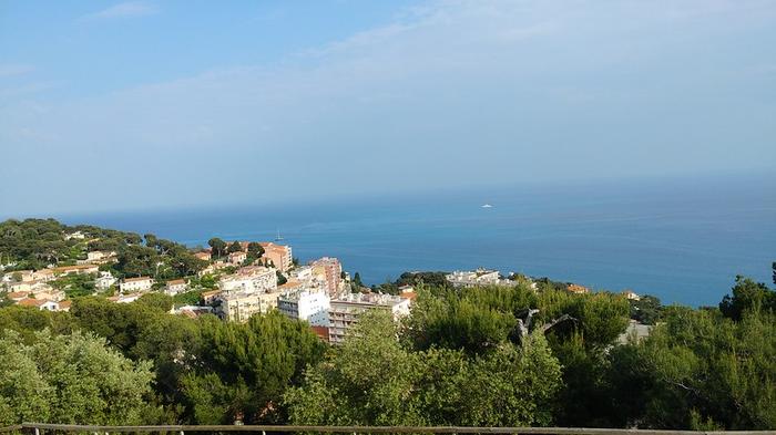 Cap d'ail/immobilier/CENTURY21 Agence Gastaldy/Cap d'ail vue mer