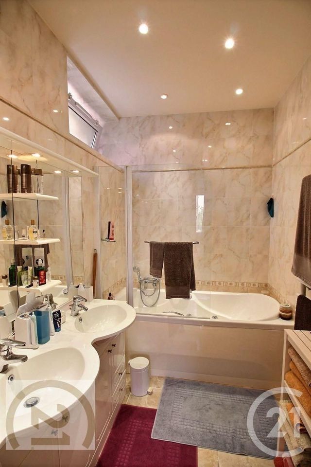 Afficher la photo en grand Appartement F4 à vendre - 5 pièces - 97.0 m2 - CAP D AIL - 06 - PROVENCE-ALPES-COTE-D-AZUR - Century 21 Agence Gastaldy