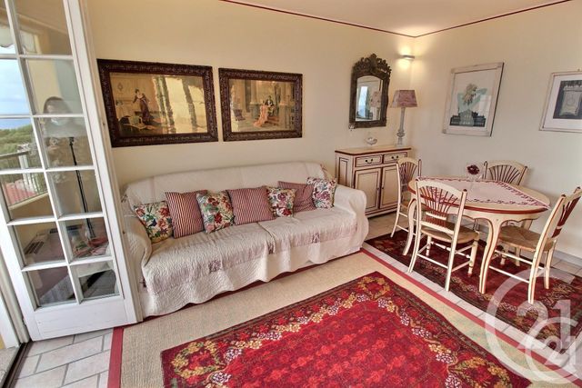 Afficher la photo en grand Appartement F3 à louer - 3 pièces - 54.0 m2 - CAP D AIL - 06 - PROVENCE-ALPES-COTE-D-AZUR - Century 21 Agence Gastaldy
