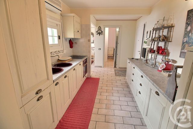 Afficher la photo en grand Appartement F3 à louer - 3 pièces - 54.0 m2 - CAP D AIL - 06 - PROVENCE-ALPES-COTE-D-AZUR - Century 21 Agence Gastaldy