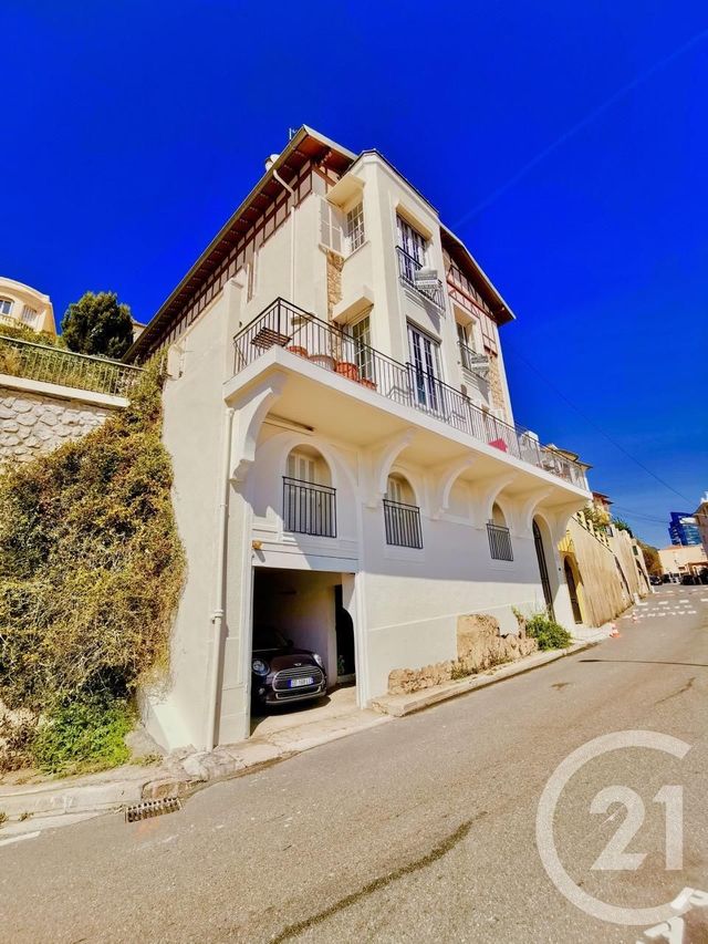 Afficher la photo en grand Appartement F5 à vendre - 4 pièces - 127.36 m2 - BEAUSOLEIL - 06 - PROVENCE-ALPES-COTE-D-AZUR - Century 21 Agence Gastaldy