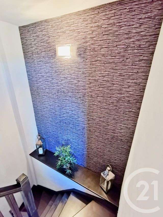 Afficher la photo en grand Appartement F5 à vendre - 5 pièces - 123.0 m2 - ROQUEBRUNE CAP MARTIN - 06 - PROVENCE-ALPES-COTE-D-AZUR - Century 21 Agence Gastaldy