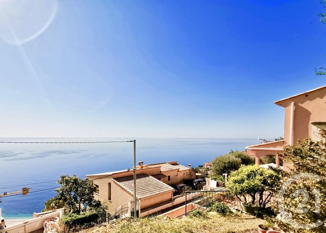 Afficher la photo en grand Appartement F5 à vendre - 5 pièces - 123.0 m2 - ROQUEBRUNE CAP MARTIN - 06 - PROVENCE-ALPES-COTE-D-AZUR - Century 21 Agence Gastaldy