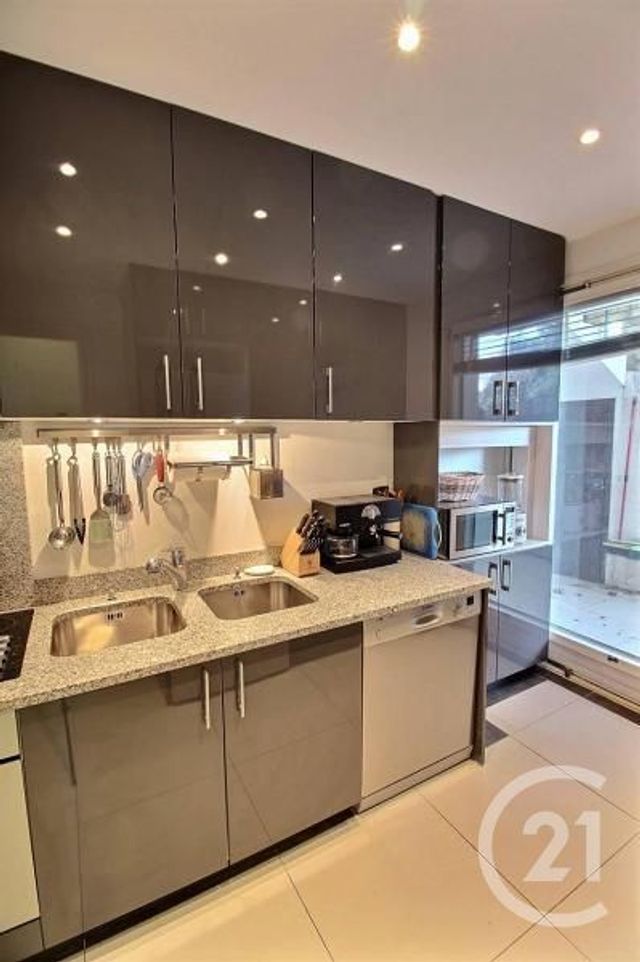 Afficher la photo en grand Appartement F3 à vendre - 3 pièces - 118.64 m2 - EZE - 06 - PROVENCE-ALPES-COTE-D-AZUR - Century 21 Agence Gastaldy