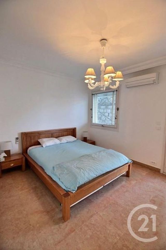 Afficher la photo en grand Appartement F3 à vendre - 3 pièces - 118.64 m2 - EZE - 06 - PROVENCE-ALPES-COTE-D-AZUR - Century 21 Agence Gastaldy