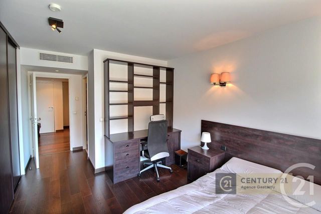 Afficher la photo en grand Appartement F3 à vendre - 3 pièces - 86.0 m2 - BEAUSOLEIL - 06 - PROVENCE-ALPES-COTE-D-AZUR - Century 21 Agence Gastaldy