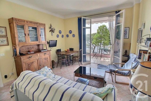 Afficher la photo en grand Appartement F2 à louer - 2 pièces - 43.0 m2 - CAP D AIL - 06 - PROVENCE-ALPES-COTE-D-AZUR - Century 21 Agence Gastaldy