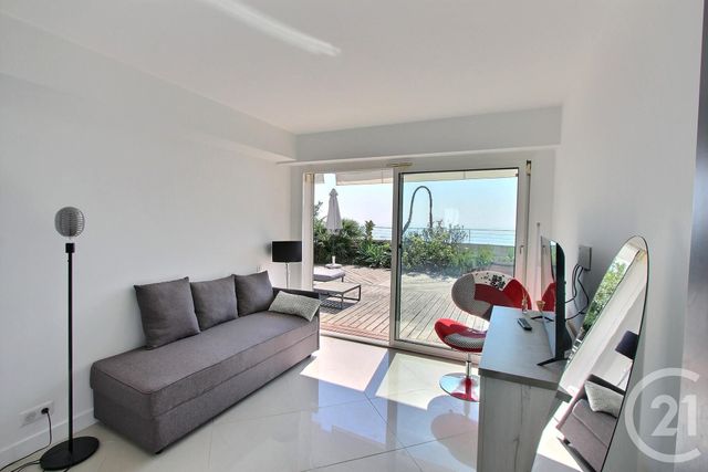 Appartement T3 à vendre - 3 pièces - 114.28 m2 - ROQUEBRUNE CAP MARTIN - 06 - PROVENCE-ALPES-COTE-D-AZUR - Century 21 Agence Gastaldy