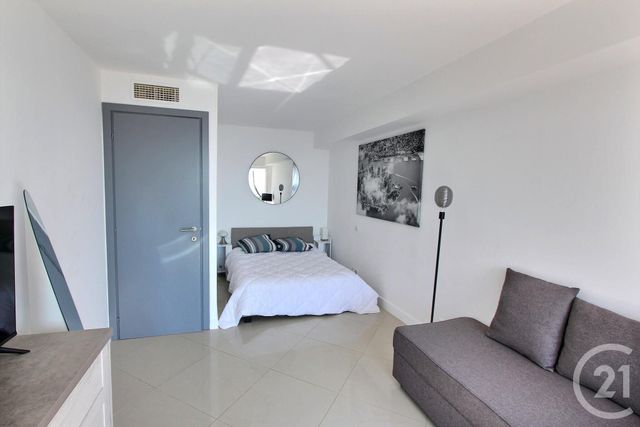 Appartement T3 à vendre - 3 pièces - 114.28 m2 - ROQUEBRUNE CAP MARTIN - 06 - PROVENCE-ALPES-COTE-D-AZUR - Century 21 Agence Gastaldy
