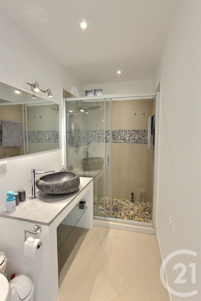 Appartement T3 à vendre - 3 pièces - 114.28 m2 - ROQUEBRUNE CAP MARTIN - 06 - PROVENCE-ALPES-COTE-D-AZUR - Century 21 Agence Gastaldy
