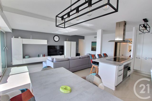 Appartement T3 à vendre - 3 pièces - 114.28 m2 - ROQUEBRUNE CAP MARTIN - 06 - PROVENCE-ALPES-COTE-D-AZUR - Century 21 Agence Gastaldy