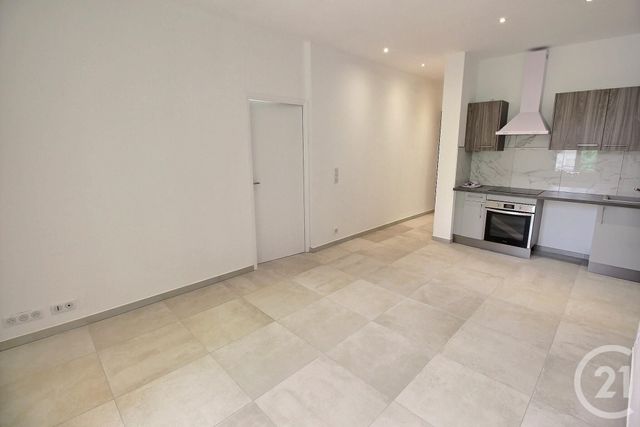 Appartement F3 à louer - 3 pièces - 47.65 m2 - BEAUSOLEIL - 06 - PROVENCE-ALPES-COTE-D-AZUR - Century 21 Agence Gastaldy