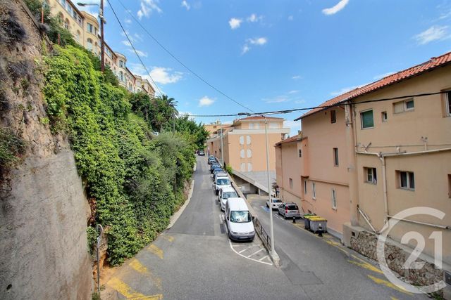 Appartement F3 à louer - 3 pièces - 47.65 m2 - BEAUSOLEIL - 06 - PROVENCE-ALPES-COTE-D-AZUR - Century 21 Agence Gastaldy