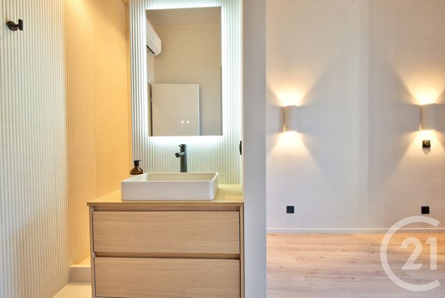 Appartement F3 à vendre - 3 pièces - 58.17 m2 - NICE - 06 - PROVENCE-ALPES-COTE-D-AZUR - Century 21 Agence Gastaldy