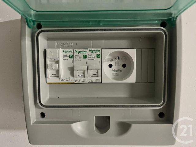 parking à louer - 14.0 m2 - CAP D AIL - 06 - PROVENCE-ALPES-COTE-D-AZUR - Century 21 Agence Gastaldy