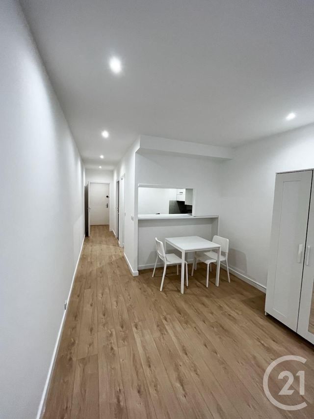 Appartement Studio à louer - 1 pièce - 32.95 m2 - ROQUEBRUNE CAP MARTIN - 06 - PROVENCE-ALPES-COTE-D-AZUR - Century 21 Agence Gastaldy