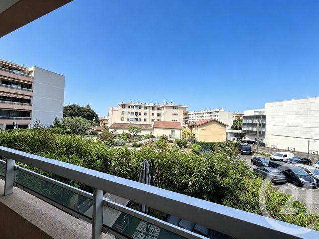 Appartement F2 à vendre - 3 pièces - 72.0 m2 - ROQUEBRUNE CAP MARTIN - 06 - PROVENCE-ALPES-COTE-D-AZUR - Century 21 Agence Gastaldy