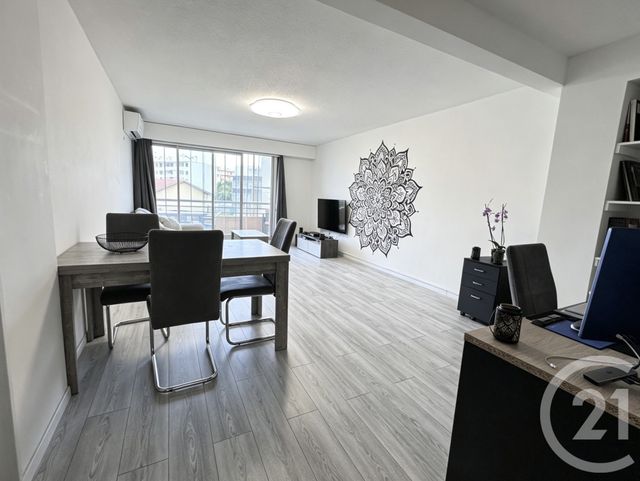 Appartement F2 à vendre - 3 pièces - 72.0 m2 - ROQUEBRUNE CAP MARTIN - 06 - PROVENCE-ALPES-COTE-D-AZUR - Century 21 Agence Gastaldy