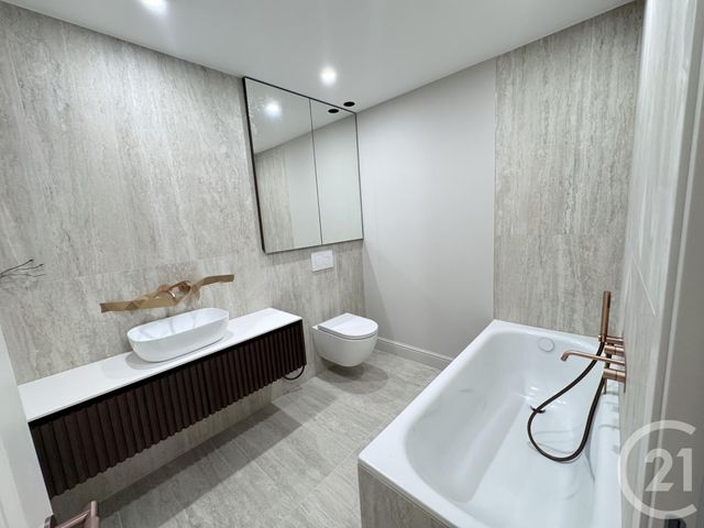 Appartement F3 à vendre - 3 pièces - 90.17 m2 - CAP D AIL - 06 - PROVENCE-ALPES-COTE-D-AZUR - Century 21 Agence Gastaldy